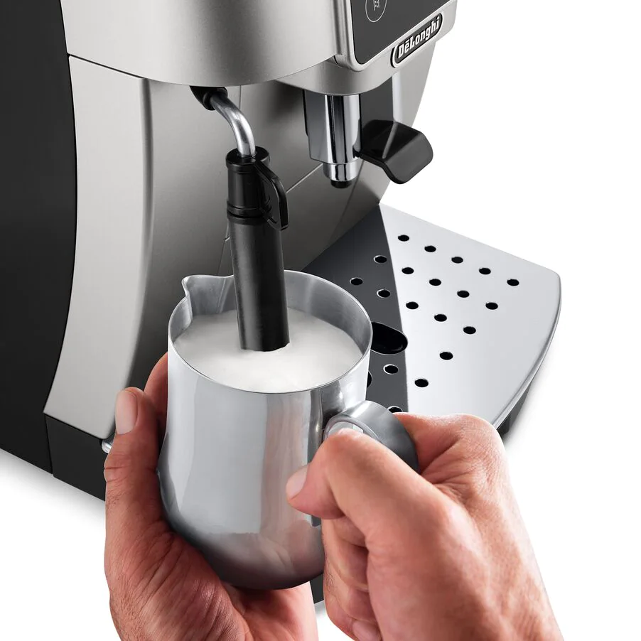 DeLonghi Magnifica Start (ECAM220.30.SB)