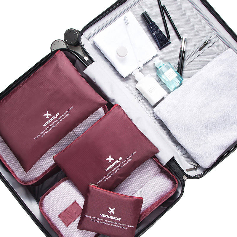 ტანსაცმლის შესანახი ჩანთის კომპლექტი