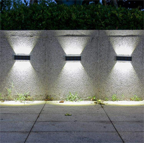 მზის ენერგიაზე დამუხტვადი გარე ფასადის განათება