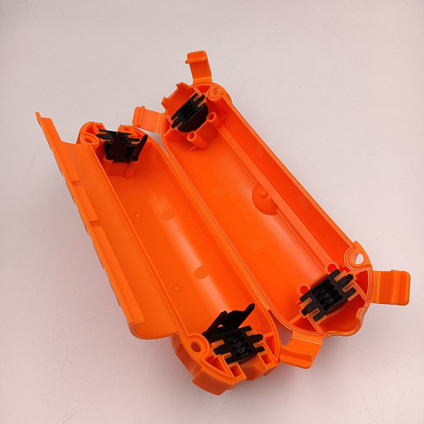 კაბელების დამცავი ყუთი