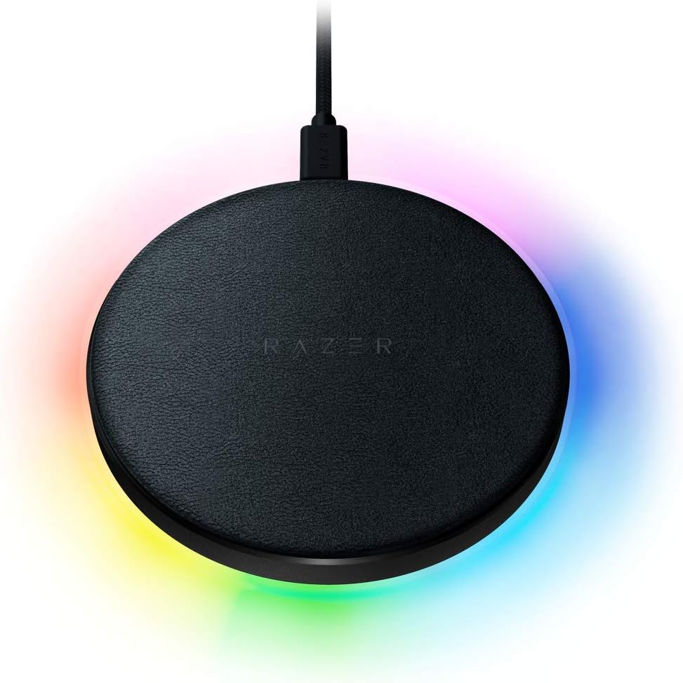 Razer 10W Fast Wireless Charger with Razer Chroma RGB (RC21-01600100-R371) - Black